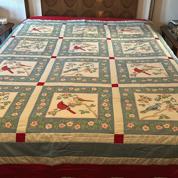 Cardinals and Blue jays Quilt with 2 shams